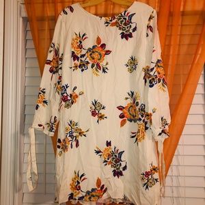 White Floral Long sleeve Dress